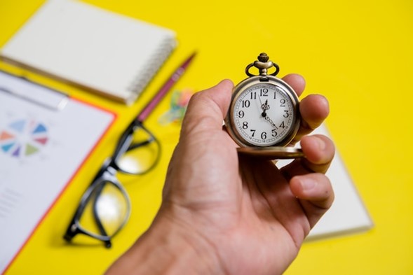Os TOP Melhores - As TOP 5 melhores dicas para ser uma pessoa menos ansiosa - TOP 1 - Gerencie o Tempo e as Tarefas